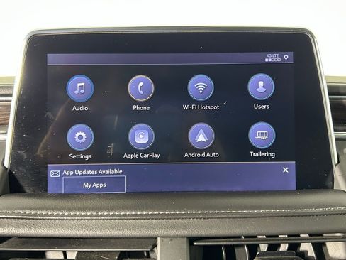 Used 2021 Chevrolet Suburban LT image 21