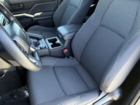 Certified 2026 Toyota 4Runner SR5 RWD image 28