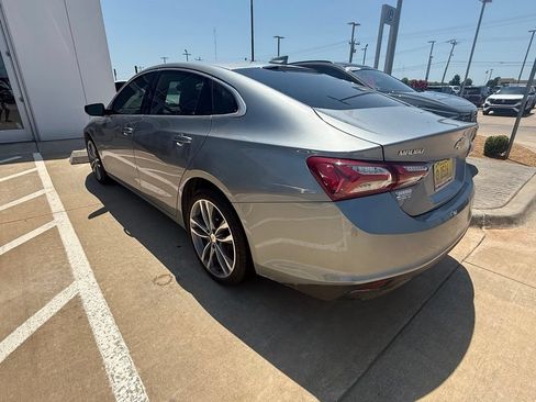 Used 2023 Chevrolet Malibu LT FWD image 3