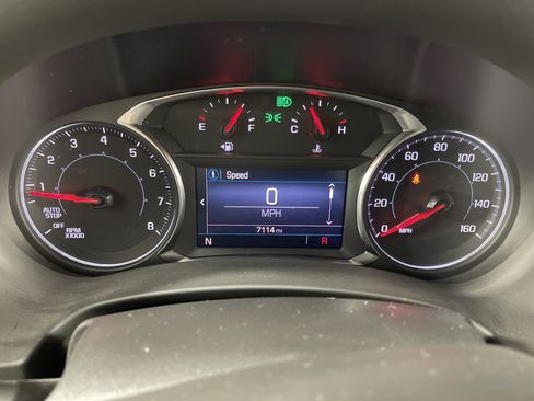 Used 2023 GMC Terrain SLE w/ Driver Convenience Package image 21