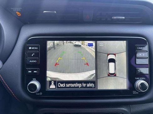 Used 2024 Nissan Kicks SR FWD image 28