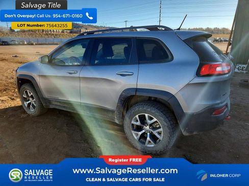 Used 2014 Jeep Cherokee Trailhawk w/ Leather Interior Group image 3