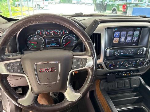 Used 2018 GMC Sierra 1500 SLT AWD/4WD image 14