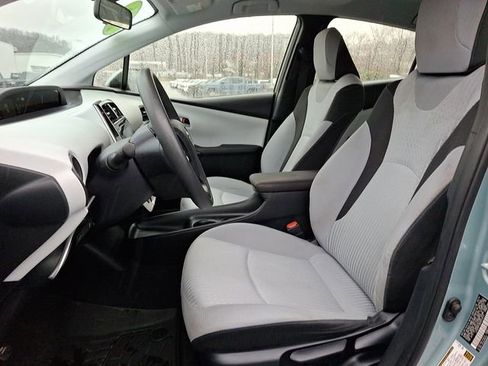 Certified 2016 Toyota Prius Two image 13