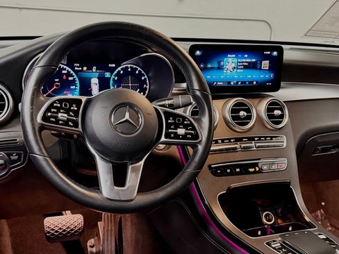 Certified 2021 Mercedes-Benz GLC 300 image 33