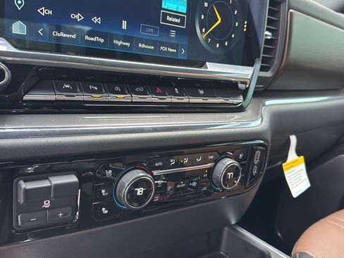 Used 2024 Chevrolet Silverado 1500 High Country w/ Technology Package image 23