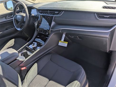 New 2026 Jeep Grand Cherokee Laredo X image 36