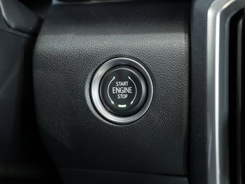 Used 2025 GMC Acadia Elevation image 19