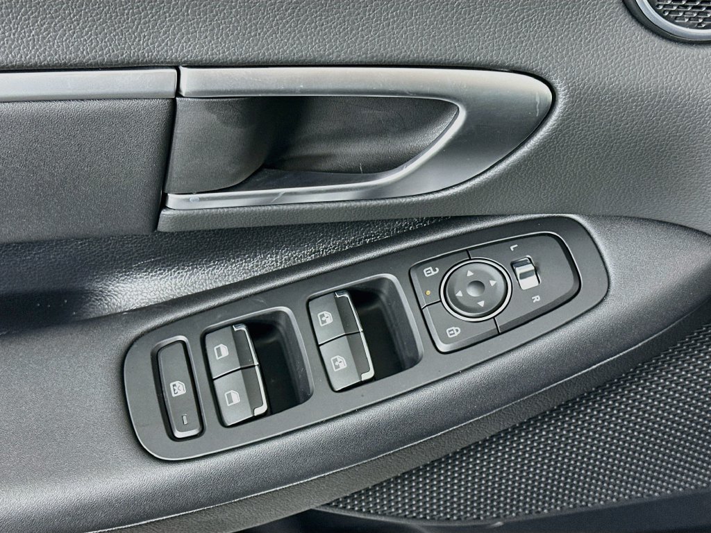 Certified 2026 Hyundai Sonata SEL FWD image 17