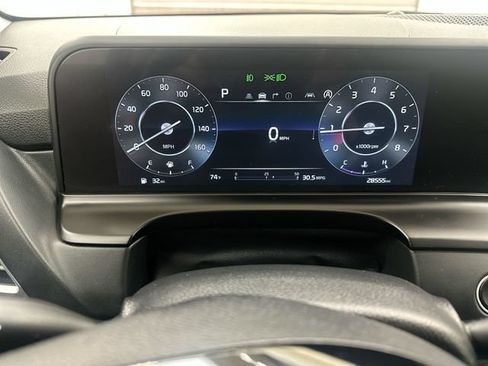 Certified 2025 Kia Seltos EX w/ EX Sunroof Package AWD/4WD image 11