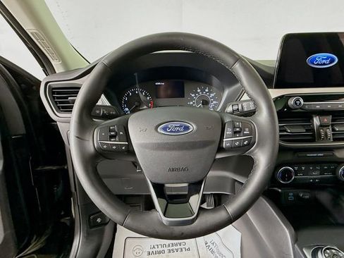 Certified 2022 Ford Escape SE w/ Convenience Package image 11