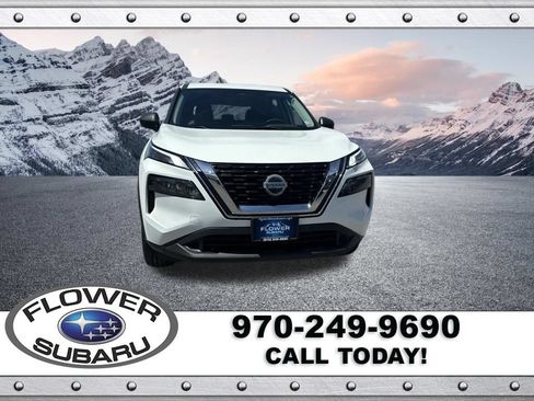Used 2021 Nissan Rogue S AWD/4WD image 2
