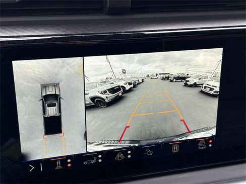 Used 2025 GMC Sierra 2500 Denali Ultimate w/ Snow Plow Prep/Camper Package image 15