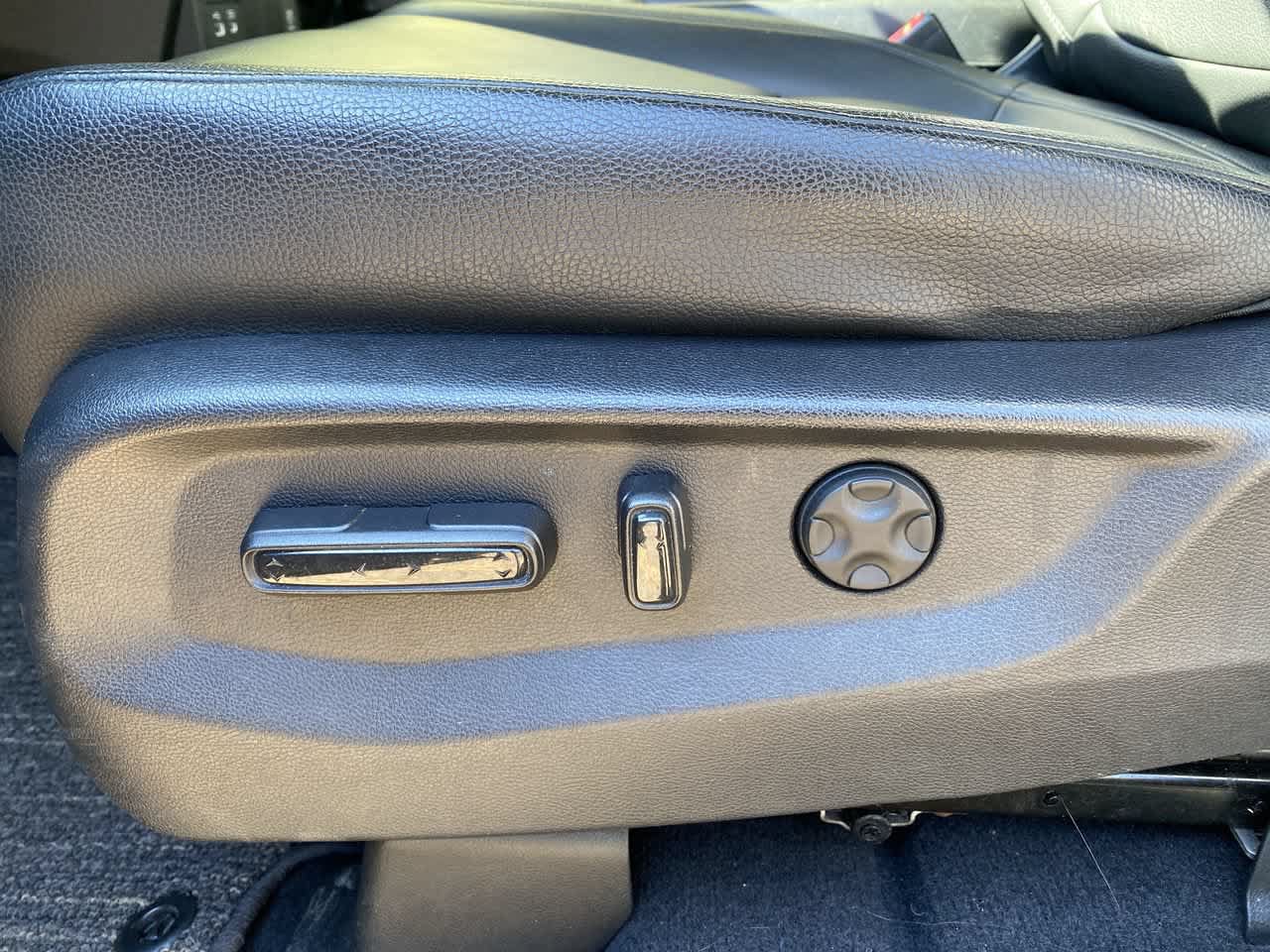 Used 2025 Honda Odyssey EX-L image 14