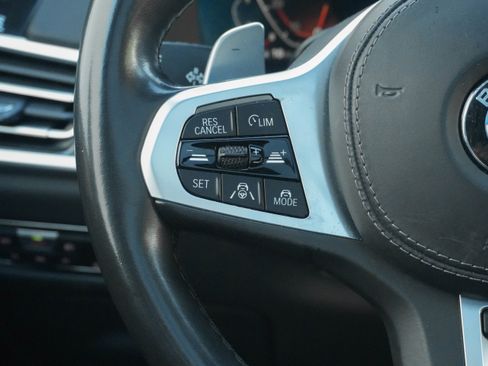 Used 2020 BMW X7 xDrive40i w/ M Sport Package image 15