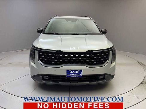 Used 2025 Kia Carnival SX Prestige image 8