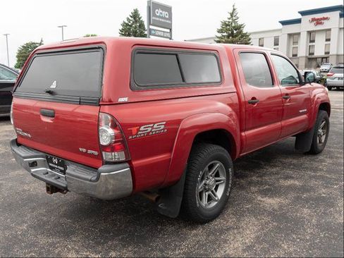 Used 2014 Toyota Tacoma 4x4 Double Cab w/ SR5 Package image 6