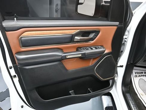 Used 2022 RAM 1500 Limited w/ Body-Colour Bumper Group image 13