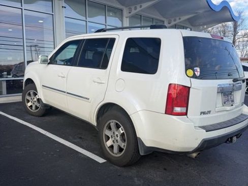 Used 2011 Honda Pilot Touring image 3