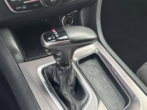 Used 2020 Dodge Charger R/T w/ Navigation & Travel Group image 18