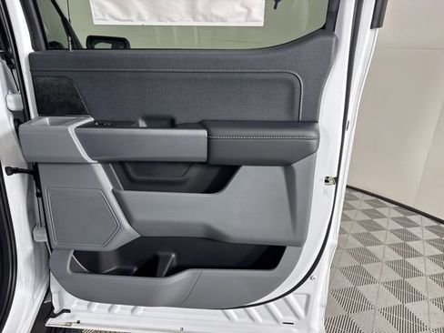 New 2025 Ford F150 Lightning XLT image 25