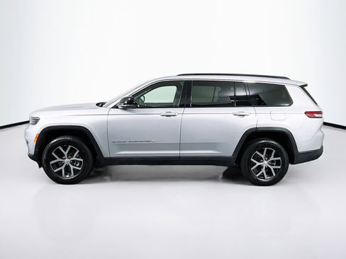 Used 2024 Jeep Grand Cherokee L Limited w/ Luxury Tech Group II image 4