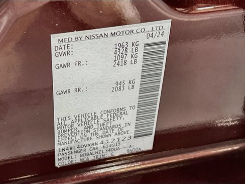 Used 2024 Nissan Altima 2.5 SV FWD image 29