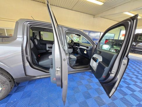 New 2025 Ford Maverick XLT w/ XLT Luxury Package FWD image 27