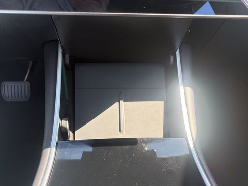 Used 2019 Tesla Model 3 Standard Range Plus image 34