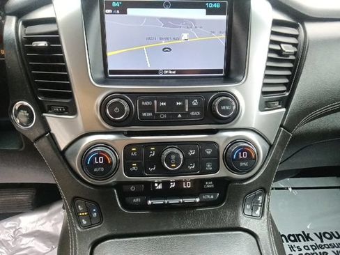 Used 2020 Chevrolet Suburban Premier RWD image 23