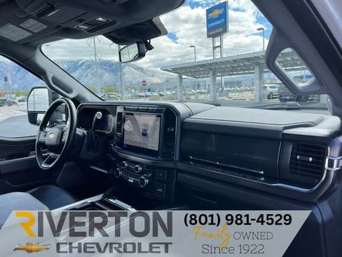 Used 2024 Ford F350 Lariat w/ Lariat Ultimate Package AWD/4WD image 39