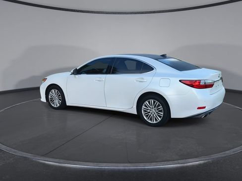 Used 2017 Lexus ES 350 w/ Premium Package FWD image 6