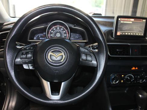 Used 2016 MAZDA MAZDA3 i Sport w/ Preferred Equipment Package FWD image 9