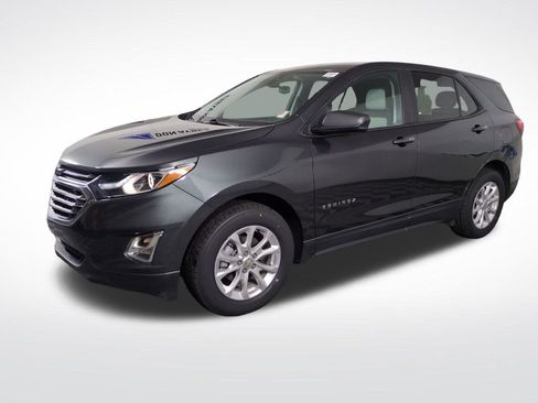 Used 2020 Chevrolet Equinox LS w/ LS Convenience Package image 1