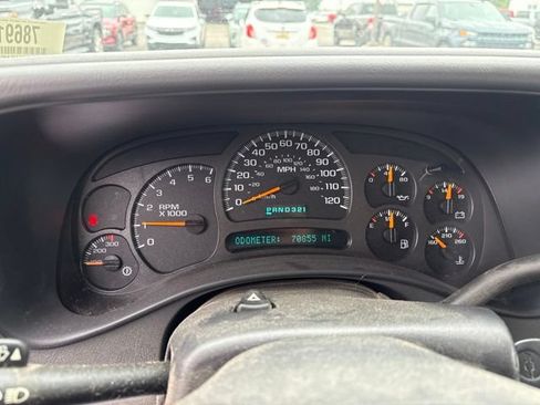 Used 2004 Chevrolet Silverado 2500 LS w/ Snow Plow Prep Package AWD/4WD image 13