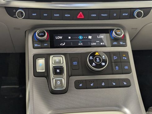 Used 2025 Hyundai Palisade Calligraphy AWD/4WD image 21