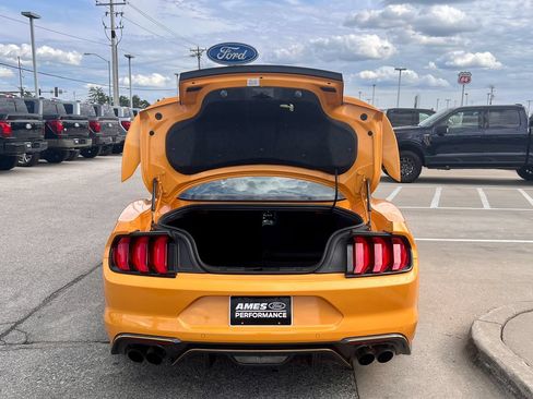Used 2022 Ford Mustang GT w/ Equipment Group 301A RWD image 13