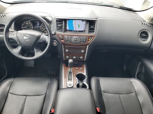 Used 2018 Nissan Pathfinder Platinum w/ Cargo Package AWD/4WD image 3