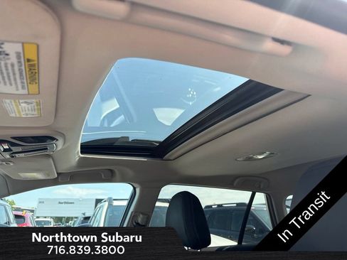 Used 2022 Subaru Outback Limited AWD/4WD image 9