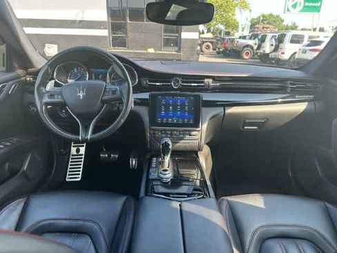 Used 2017 Maserati Quattroporte S image 14