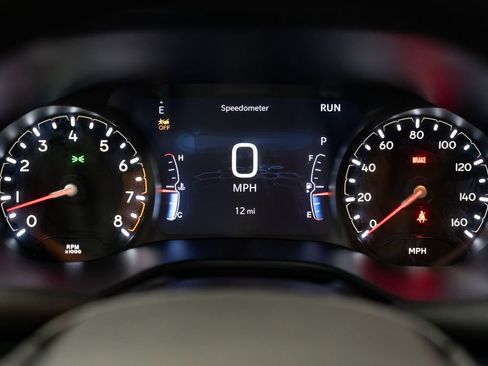 New 2026 Jeep Compass Latitude image 17