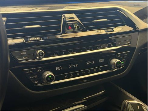 Used 2023 BMW 530e w/ M Sport Package RWD image 19