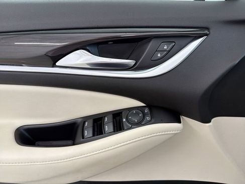 Certified 2023 Buick Enclave Essence w/ Experience Buick Package FWD image 25