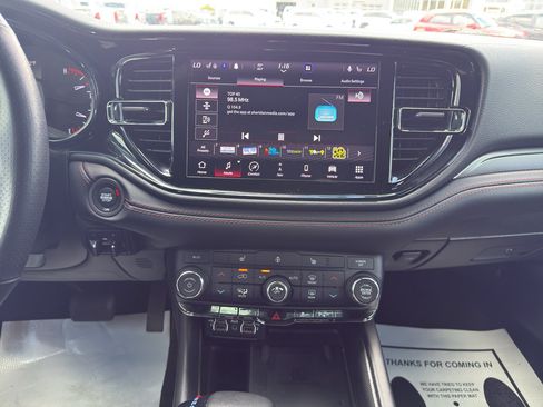 Used 2022 Dodge Durango R/T w/ Trailer Tow Group IV AWD/4WD image 17