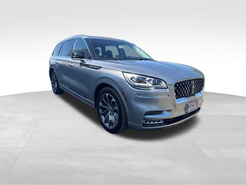 Used 2021 Lincoln Aviator Grand Touring w/ Equipment Group 302A AWD/4WD image 7