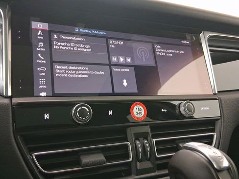 New 2026 Porsche Macan image 20