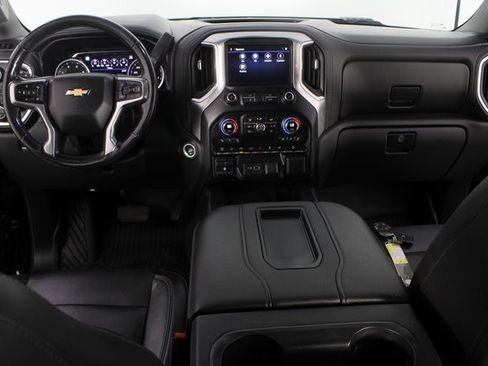 Used 2020 Chevrolet Silverado 2500 LTZ w/ LTZ Premium Package image 12