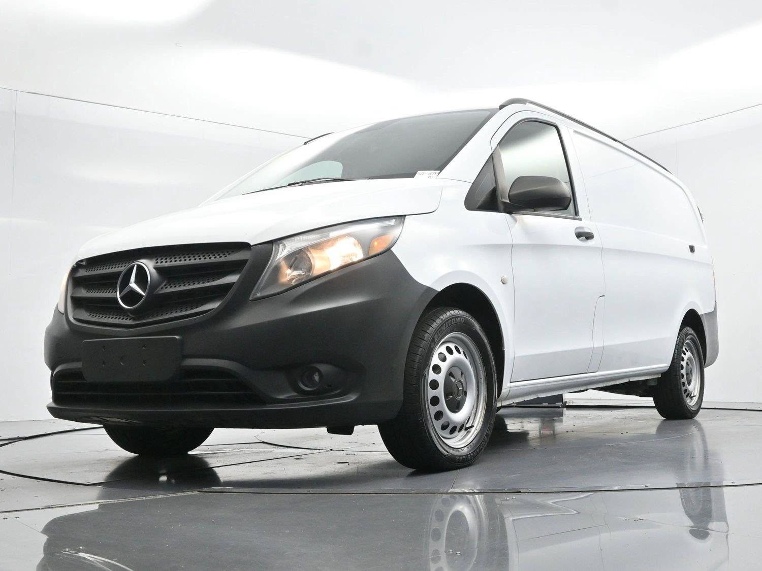 Used 2016 Mercedes-Benz Metris image 39