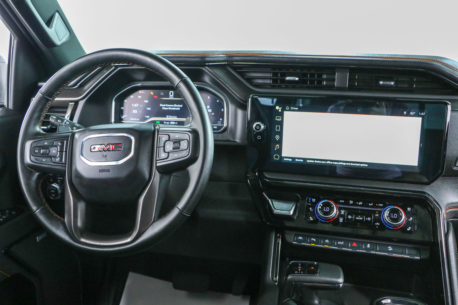 Used 2025 GMC Sierra 1500 AT4 w/ AT4 Premium Package AWD/4WD image 18