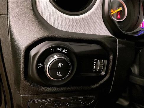 Used 2025 Jeep Gladiator Sport AWD/4WD image 30